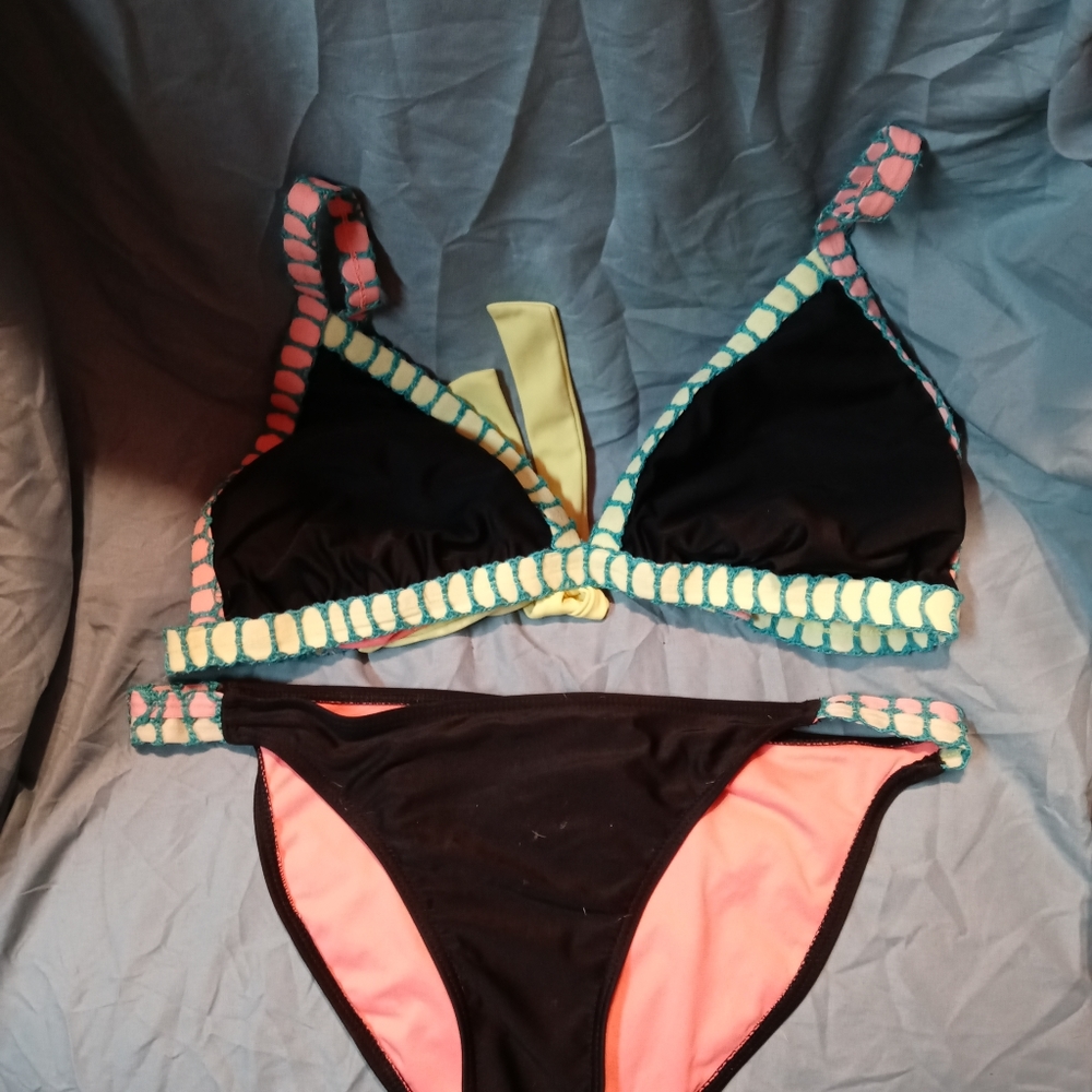 3 bikini bundle - Picture 4 of 4